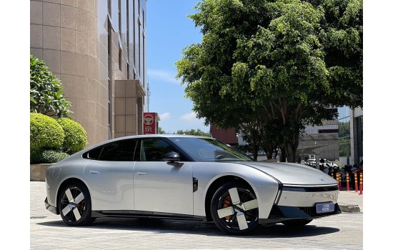 X-Peng P7 EV, 4WD High  Performance Ultra, 2025, пробіг 3 тисячі км
